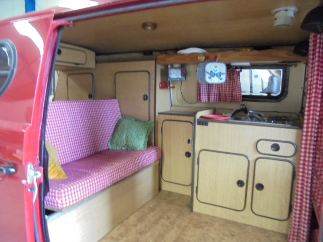 VOLKSWAGEN T3 Syncro 4X4 1.9 TD Wie neu! - Camper van: picture 5 VOLKSWAGEN T3 Syncro 4X4 1.9 TD Wie neu! - Camper van: picture 5