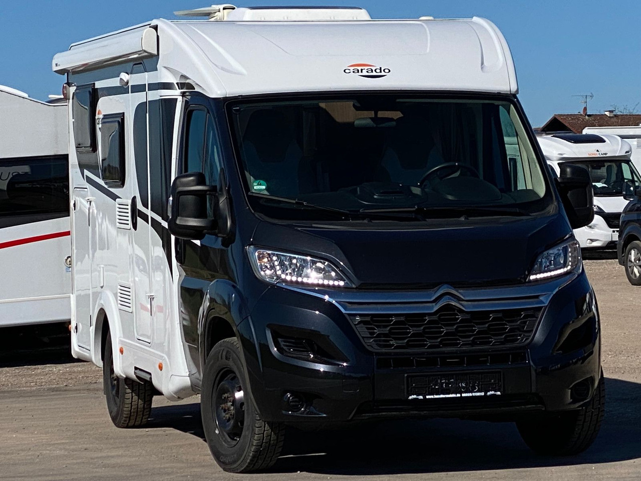 Carado V 132 Edition 15, SAT, Navi, RFK - Semi-integrated motorhome: picture 1 Carado V 132 Edition 15, SAT, Navi, RFK - Semi-integrated motorhome: picture 1