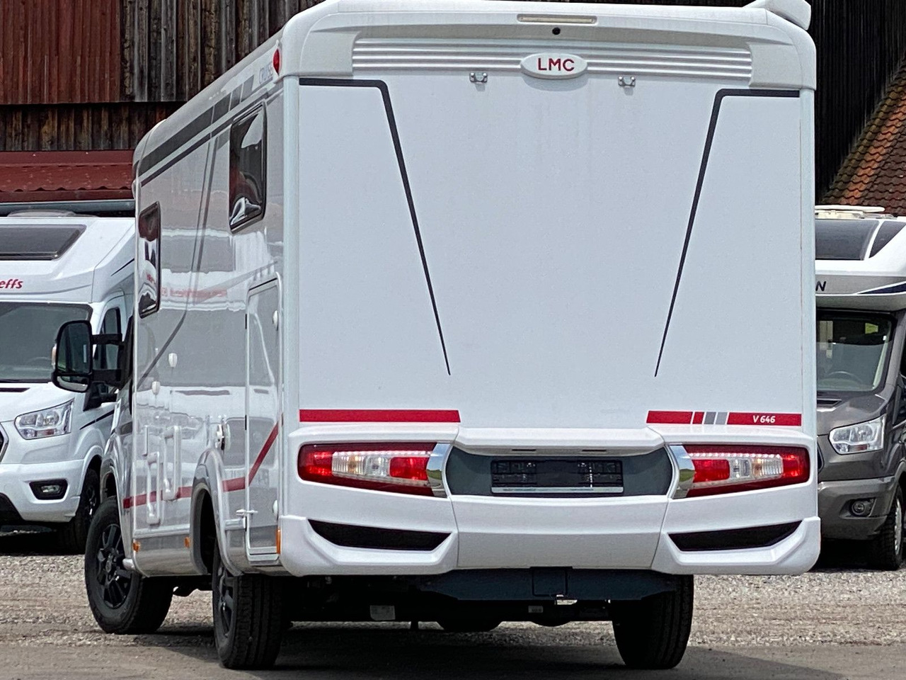 LMC Cruiser V 646 G, SAT, Navi, Sondermodell,16 Zoll - Semi-integrated motorhome: picture 5 LMC Cruiser V 646 G, SAT, Navi, Sondermodell,16 Zoll - Semi-integrated motorhome: picture 5
