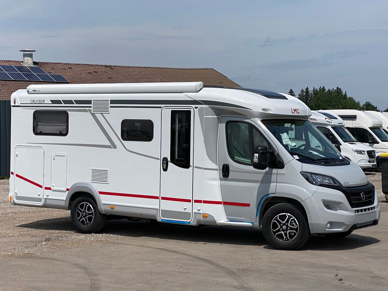 LMC T 662 Grey Selection, Markise,Navi, - Semi-integrated motorhome: picture 1 LMC T 662 Grey Selection, Markise,Navi, - Semi-integrated motorhome: picture 1
