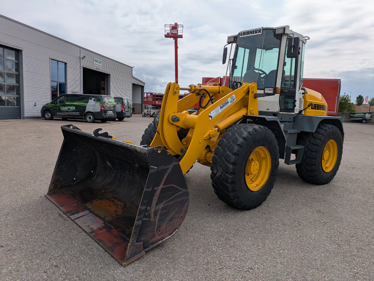 LIEBHERR L514 Radlader Schnellwechsler Schaufel - Wheel loader: picture 1 LIEBHERR L514 Radlader Schnellwechsler Schaufel - Wheel loader: picture 1