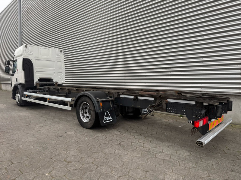 Renault D16 / BDF / Wide / 4 In Stock / Tuv: 6-2025 / Belgium Truck - Container transporter/ Swap body truck: picture 4 Renault D16 / BDF / Wide / 4 In Stock / Tuv: 6-2025 / Belgium Truck - Container transporter/ Swap body truck: picture 4