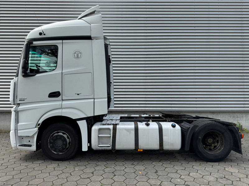 Mercedes-Benz Actros 1845 / Euro 5 / 2 Tanks / 2 In Stock - Tractor unit: picture 5 Mercedes-Benz Actros 1845 / Euro 5 / 2 Tanks / 2 In Stock - Tractor unit: picture 5