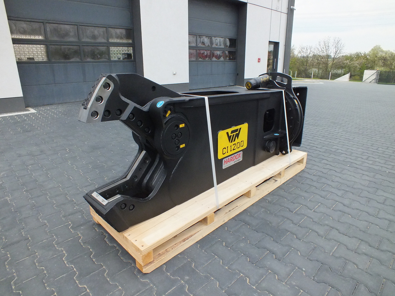 VTN CI 1200 Hydraulic scrap metal shear 1310 kg - Demolition shears for Excavator: picture 4 VTN CI 1200 Hydraulic scrap metal shear 1310 kg - Demolition shears for Excavator: picture 4