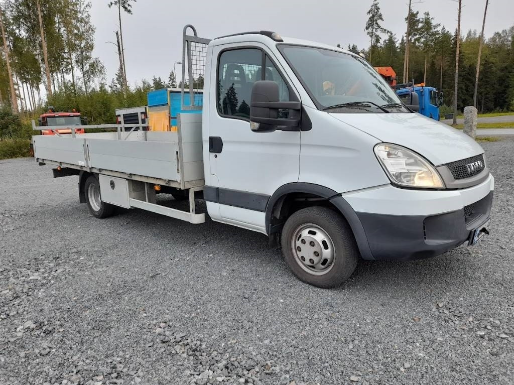 Iveco Daily 40 C18 automat  - Open body delivery van: picture 3 Iveco Daily 40 C18 automat  - Open body delivery van: picture 3