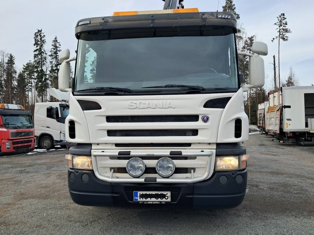 Scania P 340 - Crane truck: picture 2 Scania P 340 - Crane truck: picture 2