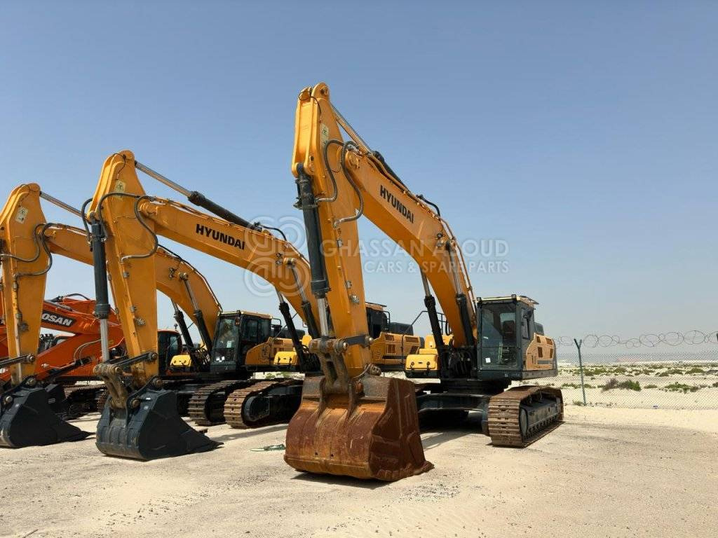 HYUNDAI EXCAVATOR HX480 2.20 CU.M. MY2019 - Crawler excavator: picture 1 HYUNDAI EXCAVATOR HX480 2.20 CU.M. MY2019 - Crawler excavator: picture 1