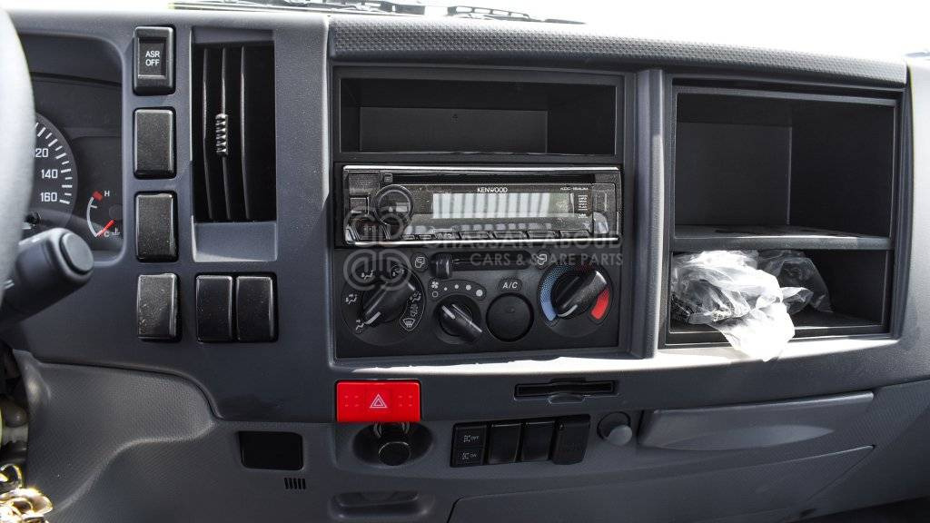 Tipper ISUZU NPR 75 DUMP TRUCK WITH A/C MY24: picture 11
