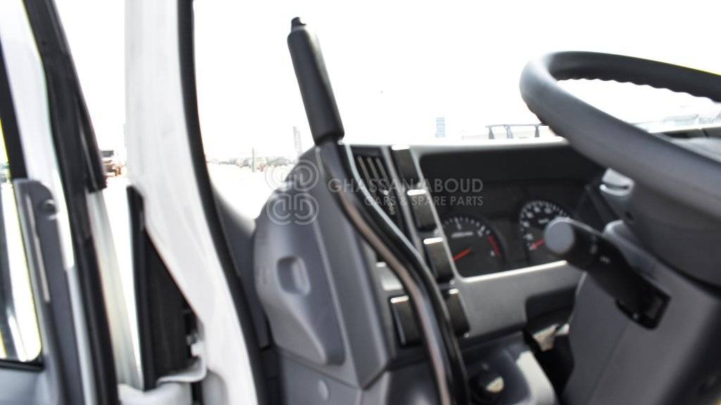 Tipper ISUZU NPR 75 DUMP TRUCK WITH A/C MY24: picture 9