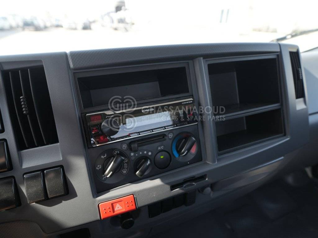 Cab chassis truck ISUZU NPR 85H STANDARD CHASSIS PAYLOAD 4.2 TON APPROX SINGLE CAB WITH A/C 4X2 LIGHT DUTY MY2024: picture 16