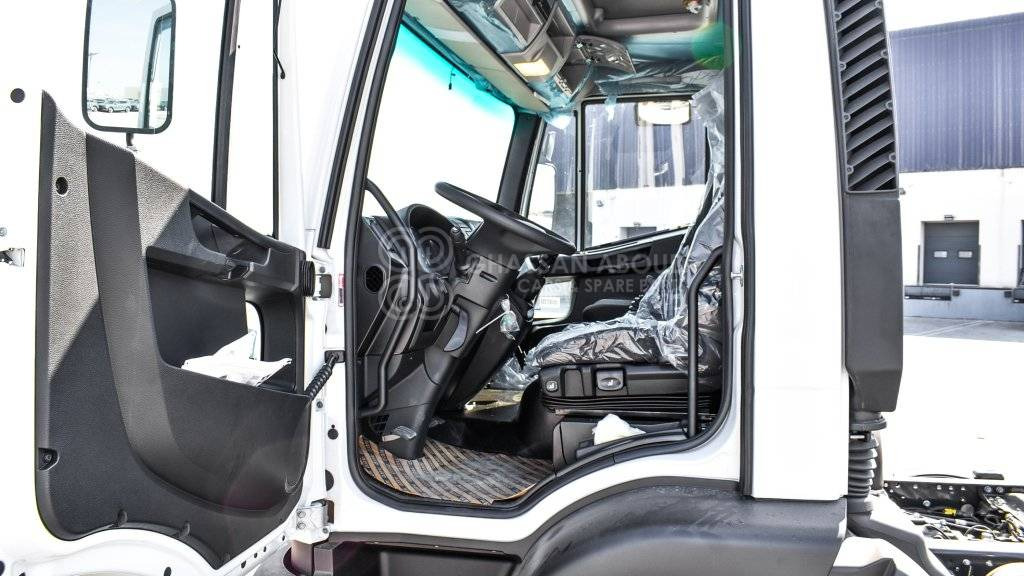 Cab chassis truck IVECO EUROCARGO ML180 Chassis 4×2, 19 Ton Approx. MY25: picture 10