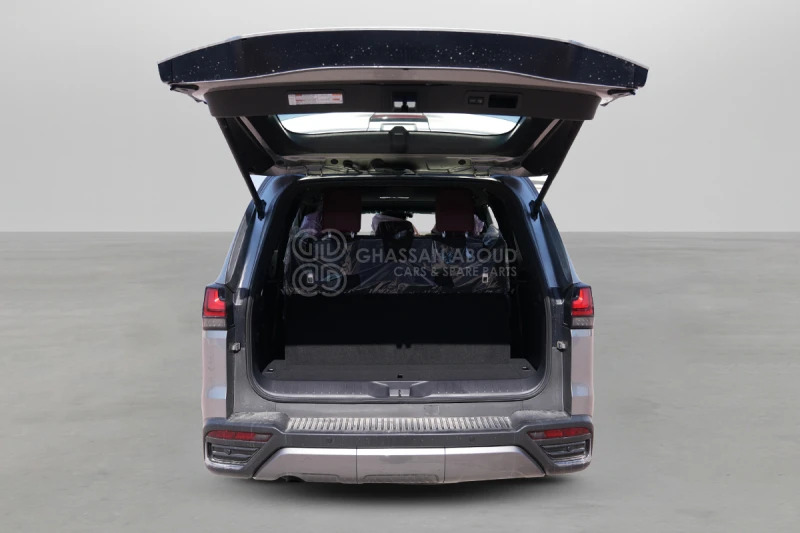 Lexus LX600 - SUV: picture 5 Lexus LX600 - SUV: picture 5