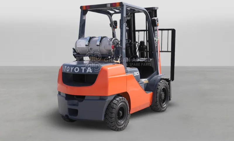 Toyota 32-8FG25 2.5 Tons Gasoline / LPG 3 Stage Forklift - LPG forklift: picture 2 Toyota 32-8FG25 2.5 Tons Gasoline / LPG 3 Stage Forklift - LPG forklift: picture 2