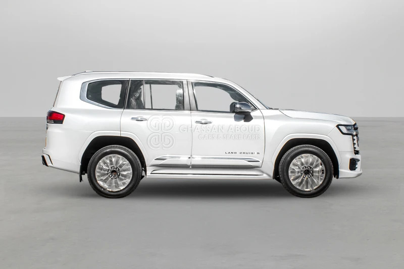 Toyota Land Cruiser 300 4x4 - SUV: picture 4 Toyota Land Cruiser 300 4x4 - SUV: picture 4