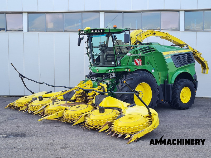 John Deere 9900 forage harvester - Forage harvester: picture 2 John Deere 9900 forage harvester - Forage harvester: picture 2
