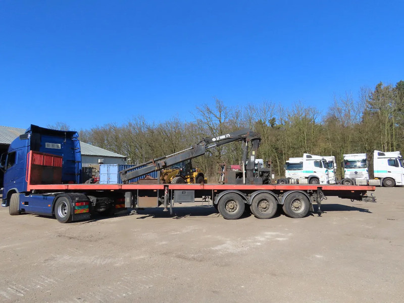 Kaiser HIAB 175, REMOTE control, retractable - Dropside/ Flatbed semi-trailer: picture 1 Kaiser HIAB 175, REMOTE control, retractable - Dropside/ Flatbed semi-trailer: picture 1