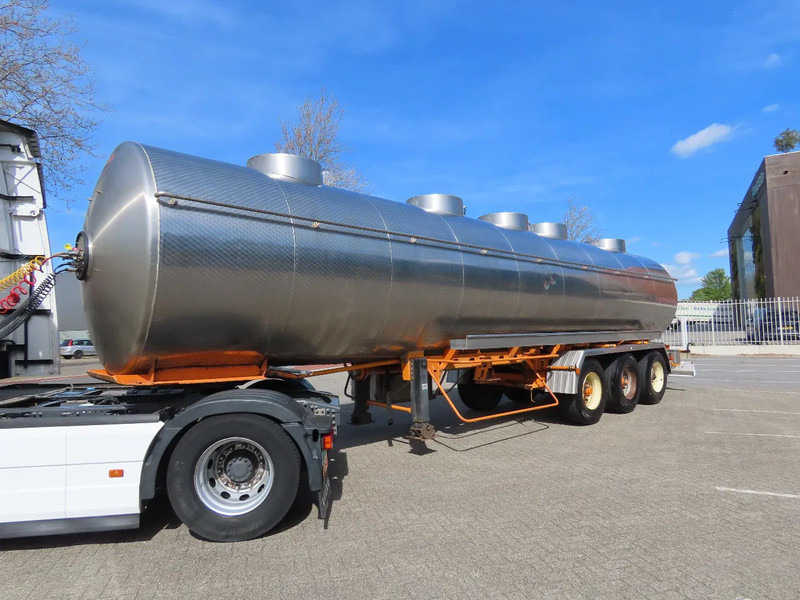 Magyar 5 compartments , 32500L FOOD, air susp, (5 DIFFERENT PRODUCTS) !! - Tanker semi-trailer: picture 1 Magyar 5 compartments , 32500L FOOD, air susp, (5 DIFFERENT PRODUCTS) !! - Tanker semi-trailer: picture 1