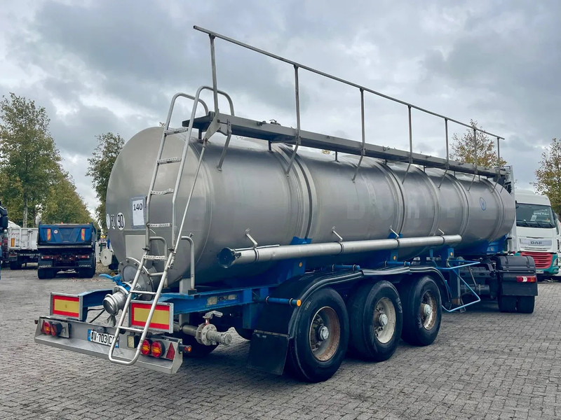 Magyar FOODS / WATER 28000 L, INOX, 1 COMP, spring susp, very good state! - Tanker semi-trailer: picture 2 Magyar FOODS / WATER 28000 L, INOX, 1 COMP, spring susp, very good state! - Tanker semi-trailer: picture 2