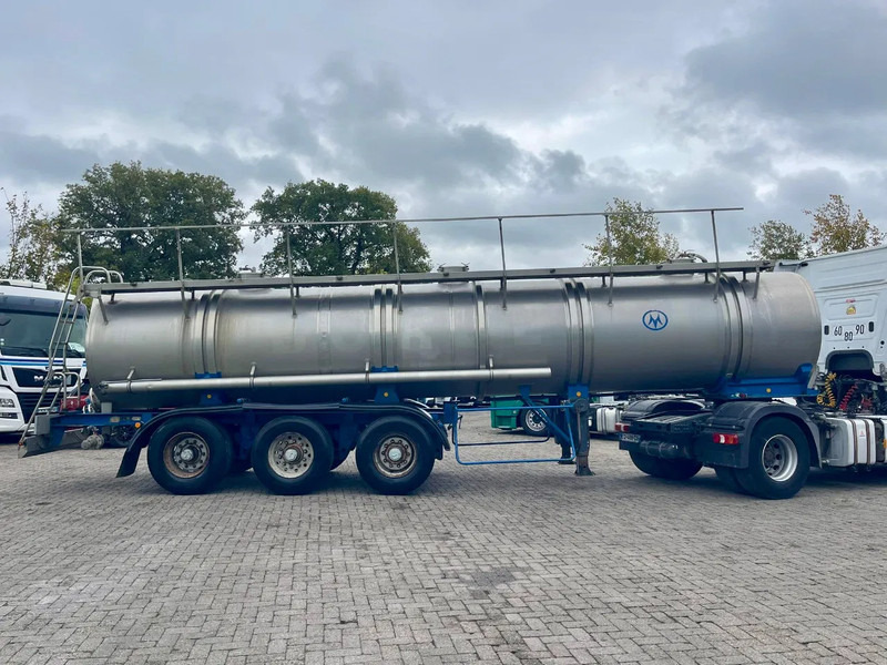 Magyar FOODS / WATER 28000 L, INOX, 1 COMP, spring susp, very good state! - Tanker semi-trailer: picture 5 Magyar FOODS / WATER 28000 L, INOX, 1 COMP, spring susp, very good state! - Tanker semi-trailer: picture 5