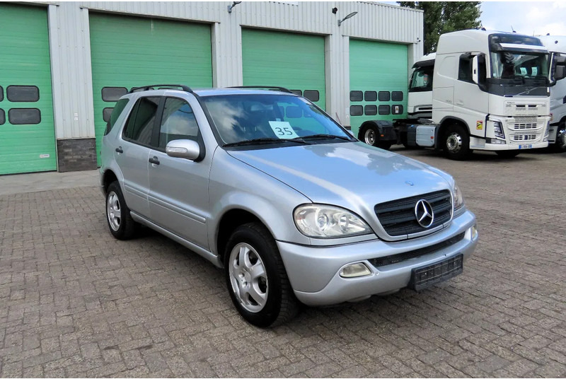 Mercedes-Benz M-Klasse ML ML 270. for export, 5 seats, real leather, Climate - Car: picture 1 Mercedes-Benz M-Klasse ML ML 270. for export, 5 seats, real leather, Climate - Car: picture 1