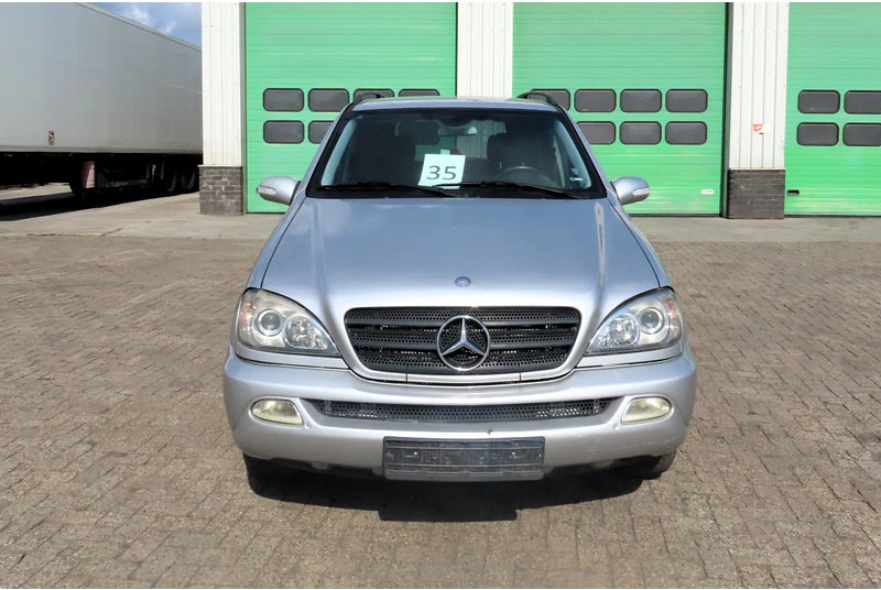 Mercedes-Benz M-Klasse ML ML 270. for export, 5 seats, real leather, Climate - Car: picture 4 Mercedes-Benz M-Klasse ML ML 270. for export, 5 seats, real leather, Climate - Car: picture 4