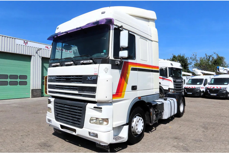 DAF 95.480 EURO 4, PTO, HYDRAULIC, 2X FUEL TANK - Tractor unit: picture 2 DAF 95.480 EURO 4, PTO, HYDRAULIC, 2X FUEL TANK - Tractor unit: picture 2