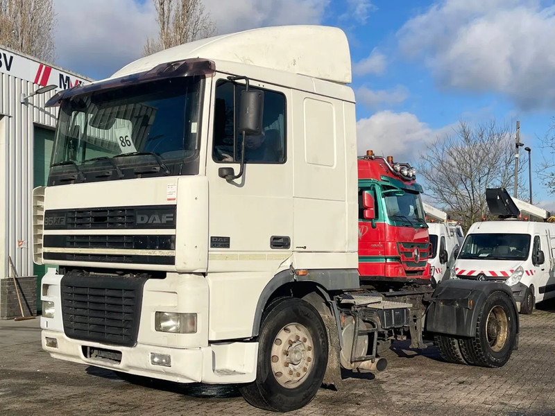 DAF XF 95.480 Manual - Tractor unit: picture 1 DAF XF 95.480 Manual - Tractor unit: picture 1
