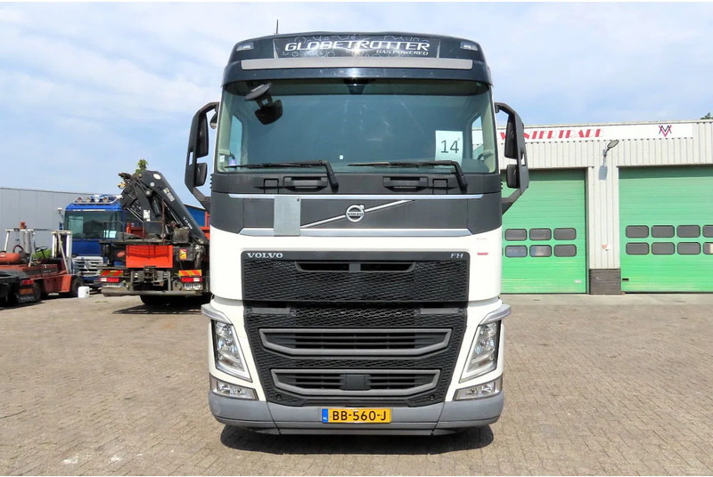 Volvo FH 460 NL truck, LNG, FRIGO - Tractor unit: picture 3 Volvo FH 460 NL truck, LNG, FRIGO - Tractor unit: picture 3