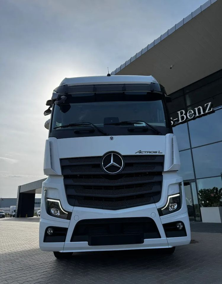 Mercedes-Benz Actros - Tractor unit: picture 1 Mercedes-Benz Actros - Tractor unit: picture 1