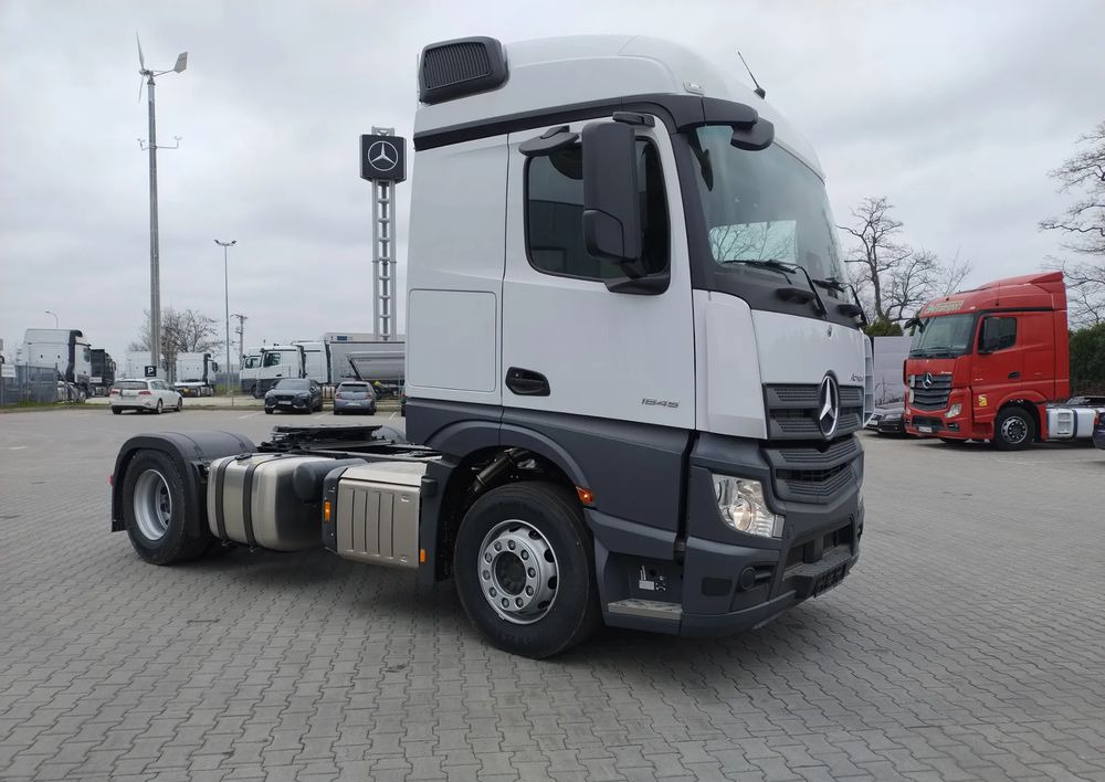 Mercedes-Benz Actros - Tractor unit: picture 2 Mercedes-Benz Actros - Tractor unit: picture 2