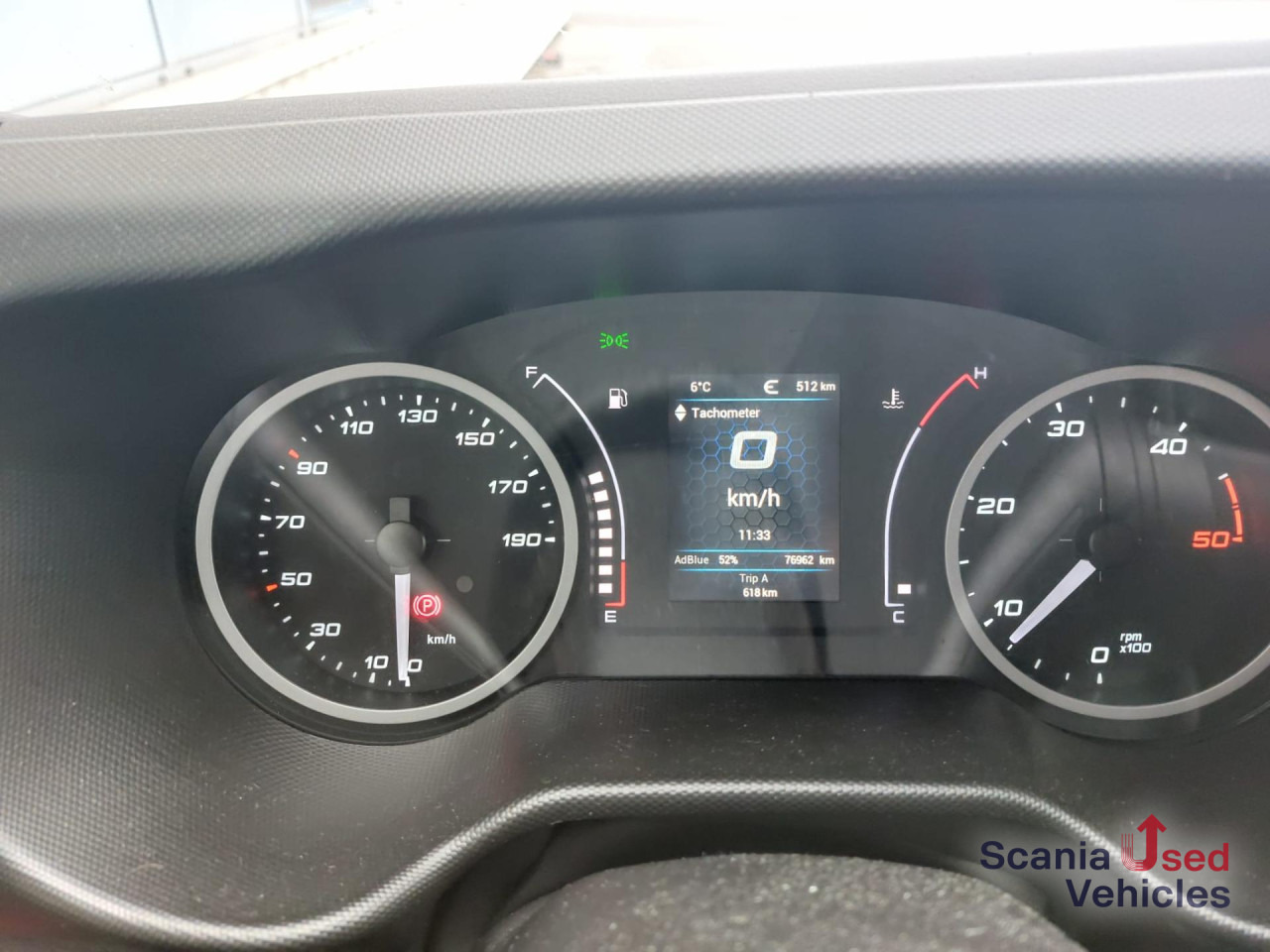 Closed box van IVECO 35 C 16 Koffer Ladebordwand: picture 12 Closed box van IVECO 35 C 16 Koffer Ladebordwand: picture 12