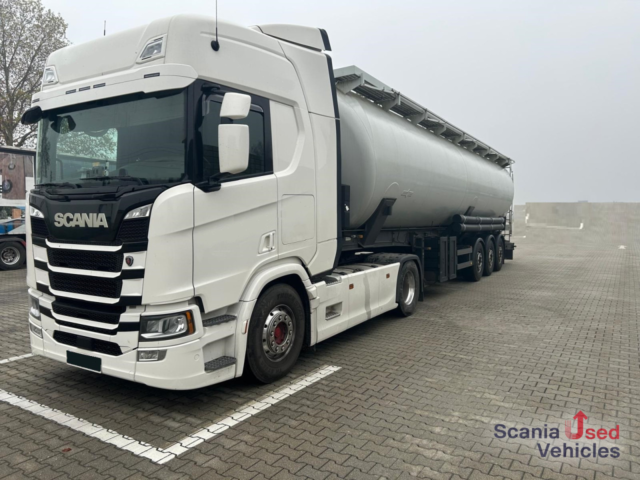 SCANIA R 500 A4x2NB Highline GHH Kompressor + Spitzer - Tractor unit: picture 1 SCANIA R 500 A4x2NB Highline GHH Kompressor + Spitzer - Tractor unit: picture 1