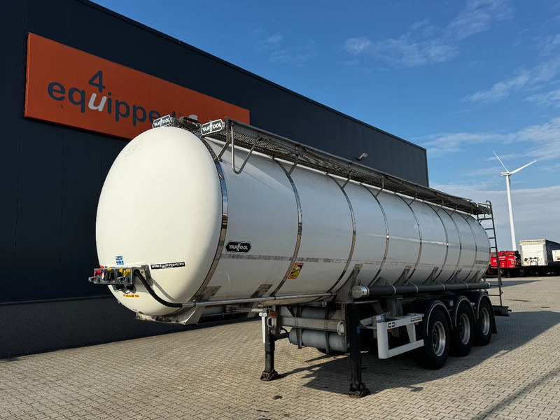 Van Hool FOOD / RVS chassis / 5.860KG/ 29.500L / 1-COMP / 1 -BAFFLE / DISC/ NL / TYRES 80 pct / APK - Tanker semi-trailer: picture 1 Van Hool FOOD / RVS chassis / 5.860KG/ 29.500L / 1-COMP / 1 -BAFFLE / DISC/ NL / TYRES 80 pct / APK - Tanker semi-trailer: picture 1