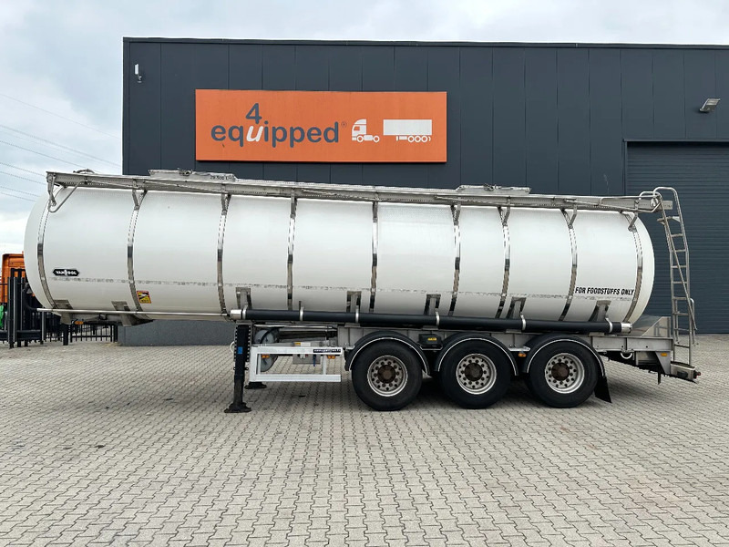 Van Hool FOOD / RVS chassis / empty weight: 5.860kg / 29.500L / 1-comp.+ 1 baffel / discbrakes / NL / APK: 02/2026 - Tanker semi-trailer: picture 2 Van Hool FOOD / RVS chassis / empty weight: 5.860kg / 29.500L / 1-comp.+ 1 baffel / discbrakes / NL / APK: 02/2026 - Tanker semi-trailer: picture 2