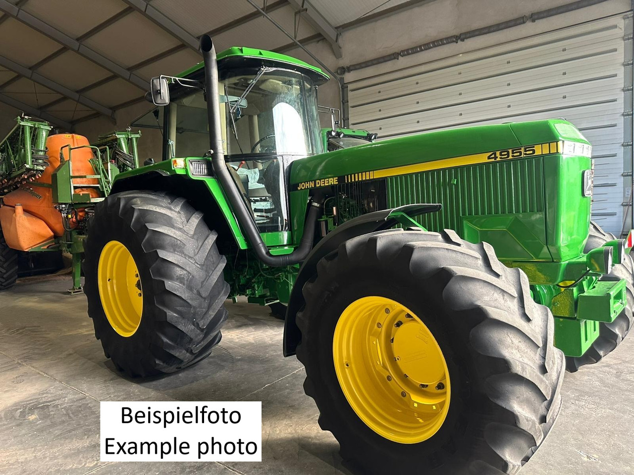 John Deere 4955 - Farm tractor: picture 1 John Deere 4955 - Farm tractor: picture 1