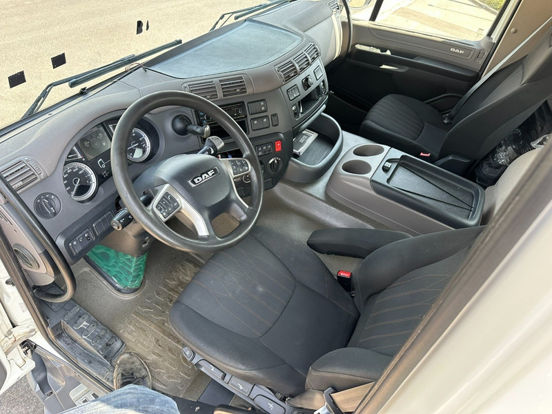 DAF CF 480 8x4 TIPPER (18.5m³) - RETARDER - *256.000km* - 480~13L - BIG AXLES / HUB REDUCTION 13T - AS TRONIC - CRAMARO EL. COVER - TUV 04/2026 - Tipper: picture 5 DAF CF 480 8x4 TIPPER (18.5m³) - RETARDER - *256.000km* - 480~13L - BIG AXLES / HUB REDUCTION 13T - AS TRONIC - CRAMARO EL. COVER - TUV 04/2026 - Tipper: picture 5