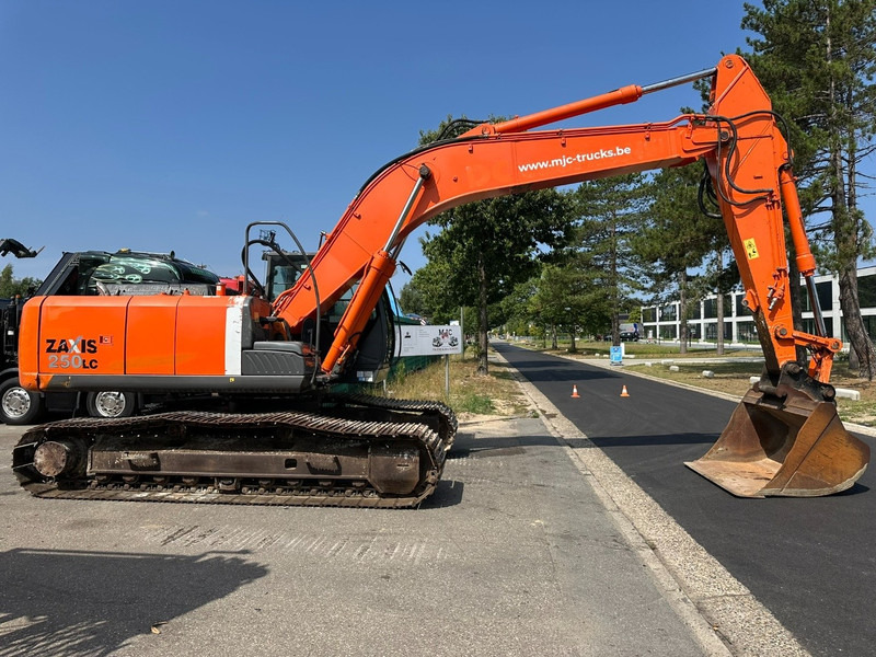Hitachi ZAXIS ZX250LC-3 *FULL HYDR* - 25.6 T - QUICK HITCH - ISUZU - CE - BE MACHINE - GOOD CONDITION - Crawler excavator: picture 3 Hitachi ZAXIS ZX250LC-3 *FULL HYDR* - 25.6 T - QUICK HITCH - ISUZU - CE - BE MACHINE - GOOD CONDITION - Crawler excavator: picture 3