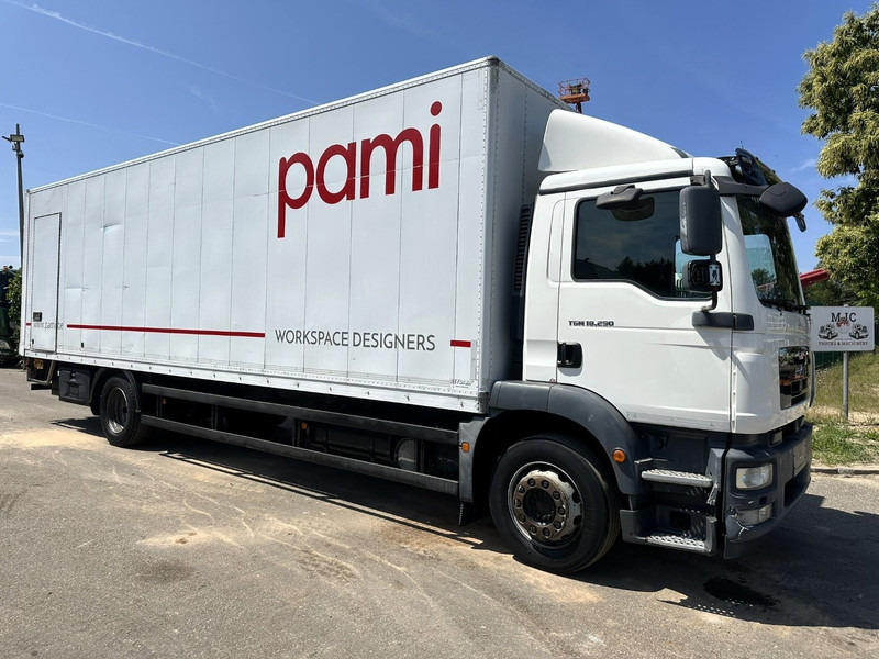 MAN TGM 18.290 CLOSED BOX 8m80 x 2m48 x 2m48 - EURO 5 - AIR SUSP - A/C - TAILLIFT 2000kg - BELGIAN TRUCK - Box truck: picture 1 MAN TGM 18.290 CLOSED BOX 8m80 x 2m48 x 2m48 - EURO 5 - AIR SUSP - A/C - TAILLIFT 2000kg - BELGIAN TRUCK - Box truck: picture 1