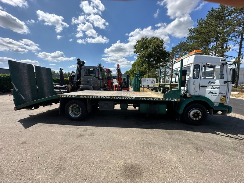 Renault Midliner 150 OPRIJWAGEN - CAR / MACHINE CARRIER - DEPANNEUSE - STEEL SPRING / LAMES - MANUAL - Autotransporter truck: picture 4 Renault Midliner 150 OPRIJWAGEN - CAR / MACHINE CARRIER - DEPANNEUSE - STEEL SPRING / LAMES - MANUAL - Autotransporter truck: picture 4