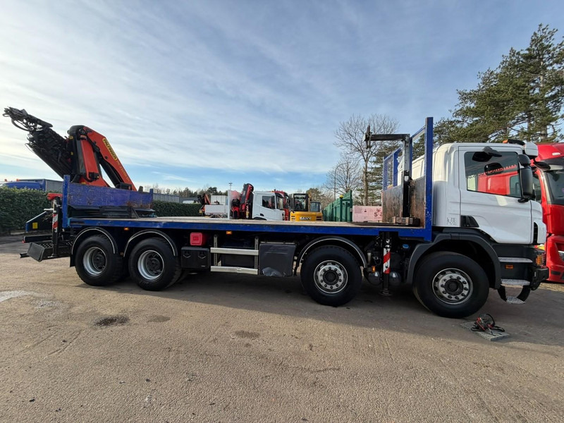 Scania P410 8x4 PRITSCHE + KRAN PALFINGER PK33002 F (7x) - RETARDER - 5/6F - ROTATOR - PLATFORM 7m10 - BIG AXLES HUB REDUCTION - Dropside/ Flatbed truck, Crane truck: picture 5 Scania P410 8x4 PRITSCHE + KRAN PALFINGER PK33002 F (7x) - RETARDER - 5/6F - ROTATOR - PLATFORM 7m10 - BIG AXLES HUB REDUCTION - Dropside/ Flatbed truck, Crane truck: picture 5