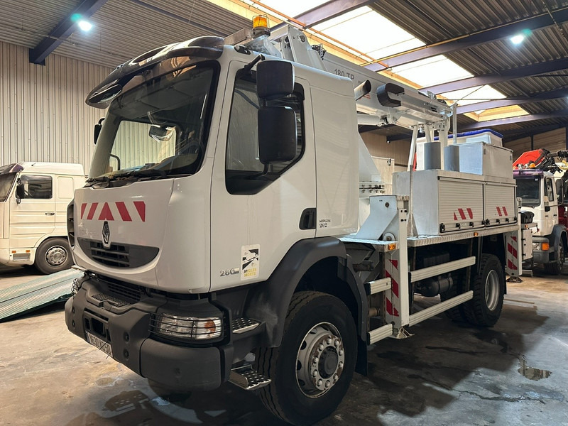 Renault MIDLUM 280dxi 4x4 18m SKYLIFT / HUBARBEITSBÜHNE - COMILEV 180 TP - NACELLE / HOOGWERKER - 182.000km - MANUAL - GOOD CONDITION - Truck: picture 3 Renault MIDLUM 280dxi 4x4 18m SKYLIFT / HUBARBEITSBÜHNE - COMILEV 180 TP - NACELLE / HOOGWERKER - 182.000km - MANUAL - GOOD CONDITION - Truck: picture 3