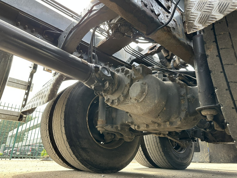 Hook lift truck Volvo FH 460 6X4 HOOKLIFT AJK 20T - 5430mm - HUB REDUCTION / STEEL SPRING - I-SHIFT - EURO 5 - A/C - BE TRUCK: picture 14