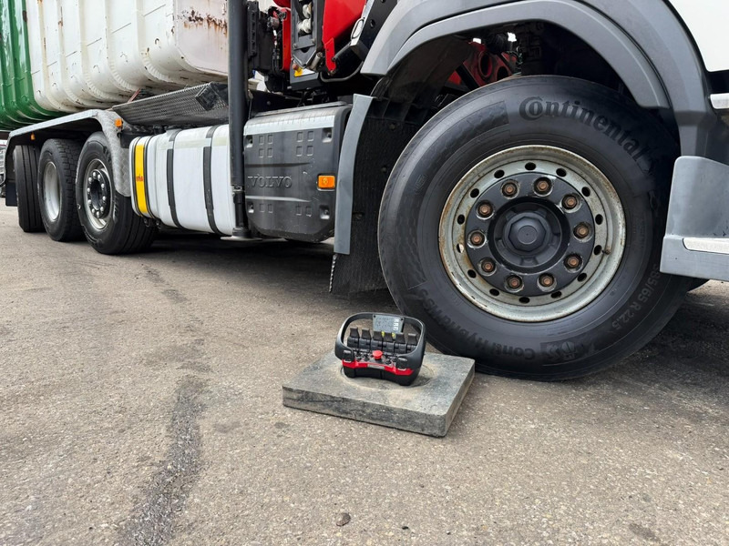 Hook lift truck, Crane truck Volvo FM 420 8x2 HOOKLIFT + CRANE PALFINGER PK19.001 SLD B - *294.000km* - EURO 6 - LIFT + STEERING AXLE - I SHIFT - BE TRUCK: picture 7