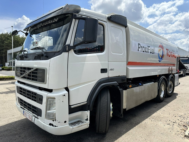 Volvo FM 450 6x2 19.000L - 5 COMP. FUEL TANKER / CITERNE - LIFT + STEERING AXLE - EURO 5 - - Tanker truck: picture 3 Volvo FM 450 6x2 19.000L - 5 COMP. FUEL TANKER / CITERNE - LIFT + STEERING AXLE - EURO 5 - - Tanker truck: picture 3