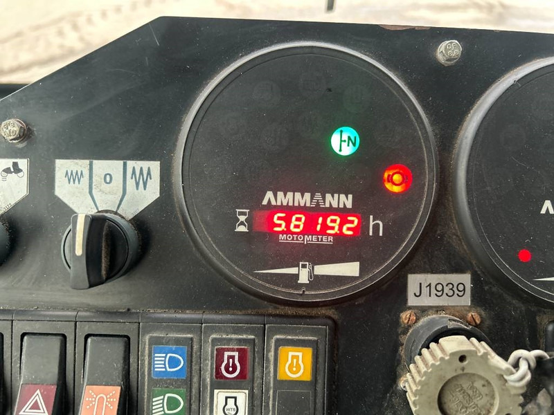 Roller Ammann AV130X: picture 7