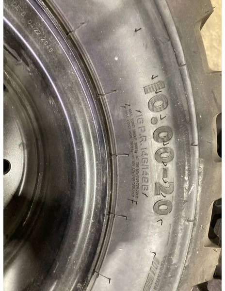 Apollo 1000 x 20 Set / 10.00 x 20: 4x2 Tyres - Wheels and tires for Construction machinery: picture 2 Apollo 1000 x 20 Set / 10.00 x 20: 4x2 Tyres - Wheels and tires for Construction machinery: picture 2
