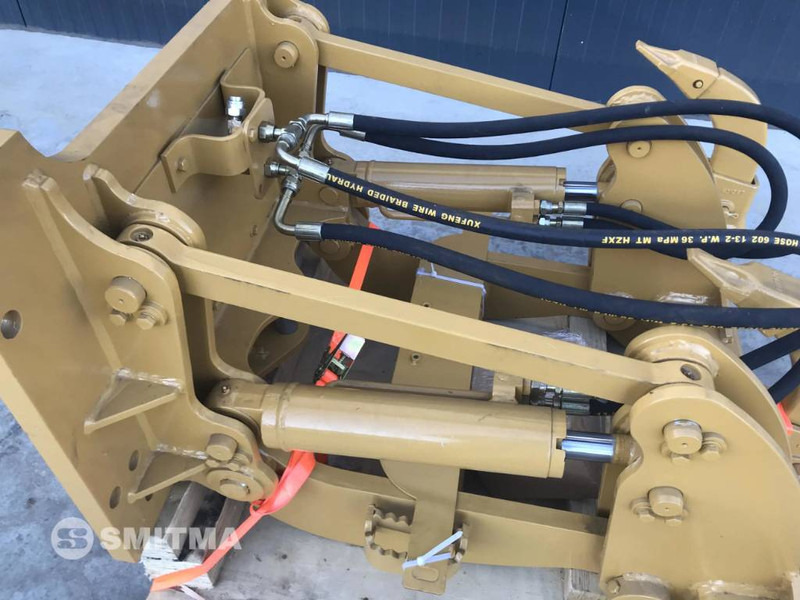 Cat D5K - Attachment for Construction machinery: picture 4 Cat D5K - Attachment for Construction machinery: picture 4