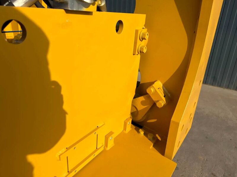 New Attachment for Construction machinery Cat D8N Multi Shank Ripper: picture 6 New Attachment for Construction machinery Cat D8N Multi Shank Ripper: picture 6