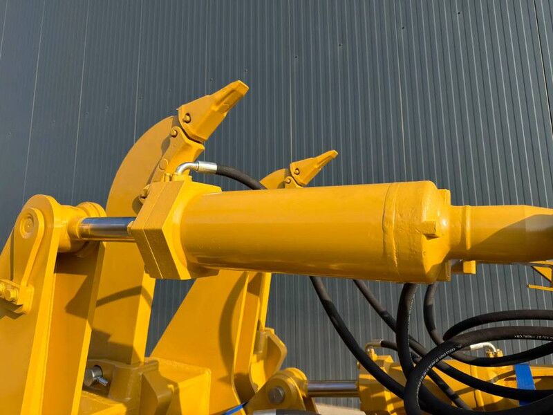 New Attachment for Construction machinery Cat D8N Multi Shank Ripper: picture 7 New Attachment for Construction machinery Cat D8N Multi Shank Ripper: picture 7