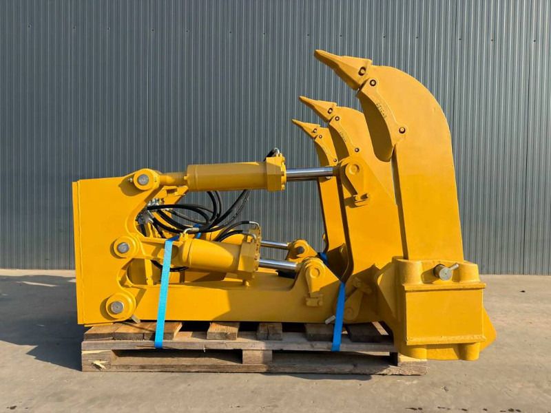 Cat D8R Multi Shank Ripper - Attachment for Construction machinery: picture 1 Cat D8R Multi Shank Ripper - Attachment for Construction machinery: picture 1